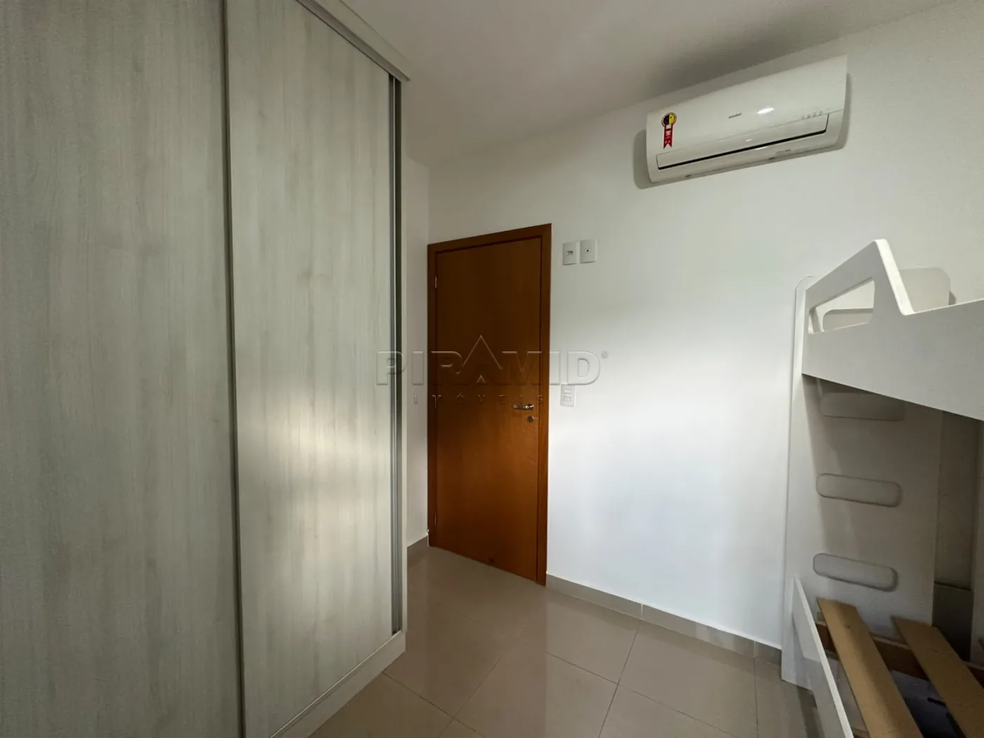 Alugar Apartamento / Padr&atilde;o em Ribeir&atilde;o Preto R$ 1.400,00 - Foto 6