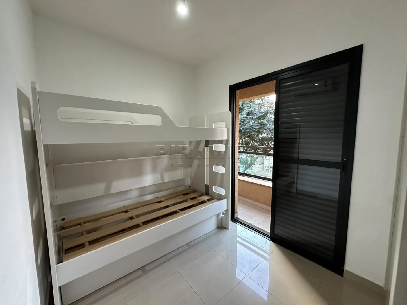 Alugar Apartamento / Padr&atilde;o em Ribeir&atilde;o Preto R$ 1.400,00 - Foto 7