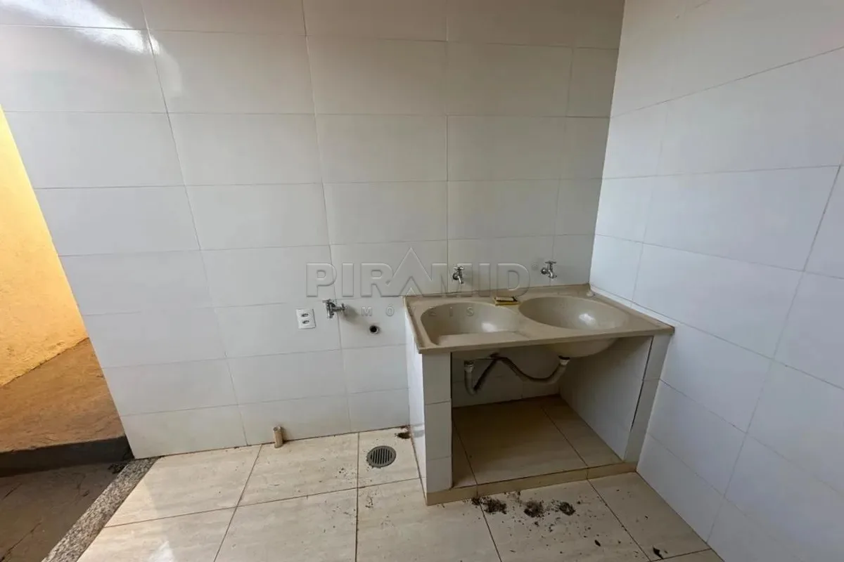 Alugar Casa / Padr&atilde;o em Ribeir&atilde;o Preto R$ 1.960,00 - Foto 13
