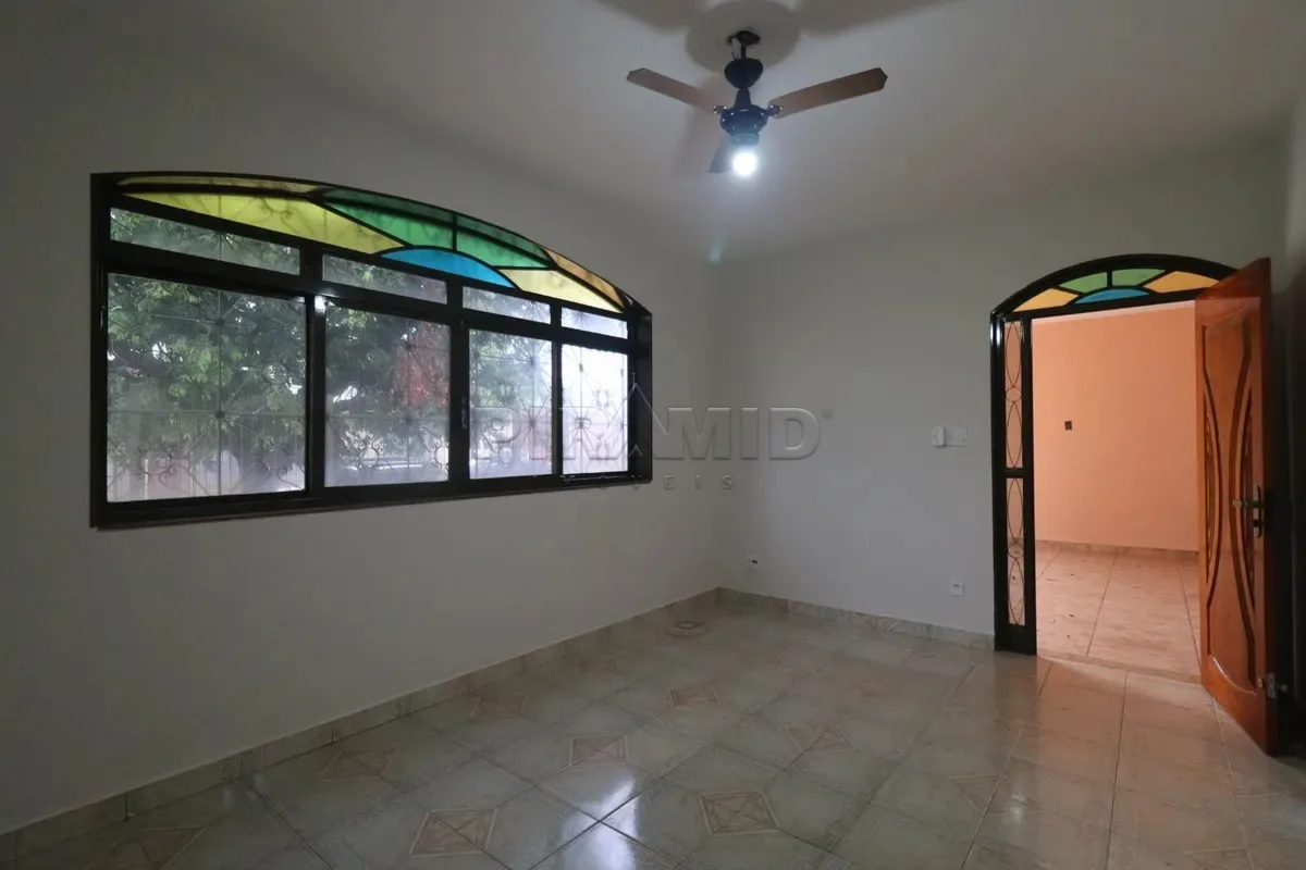 Alugar Casa / Padr&atilde;o em Ribeir&atilde;o Preto R$ 2.500,00 - Foto 3