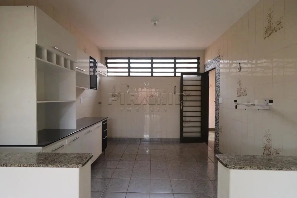 Alugar Casa / Padr&atilde;o em Ribeir&atilde;o Preto R$ 2.500,00 - Foto 13