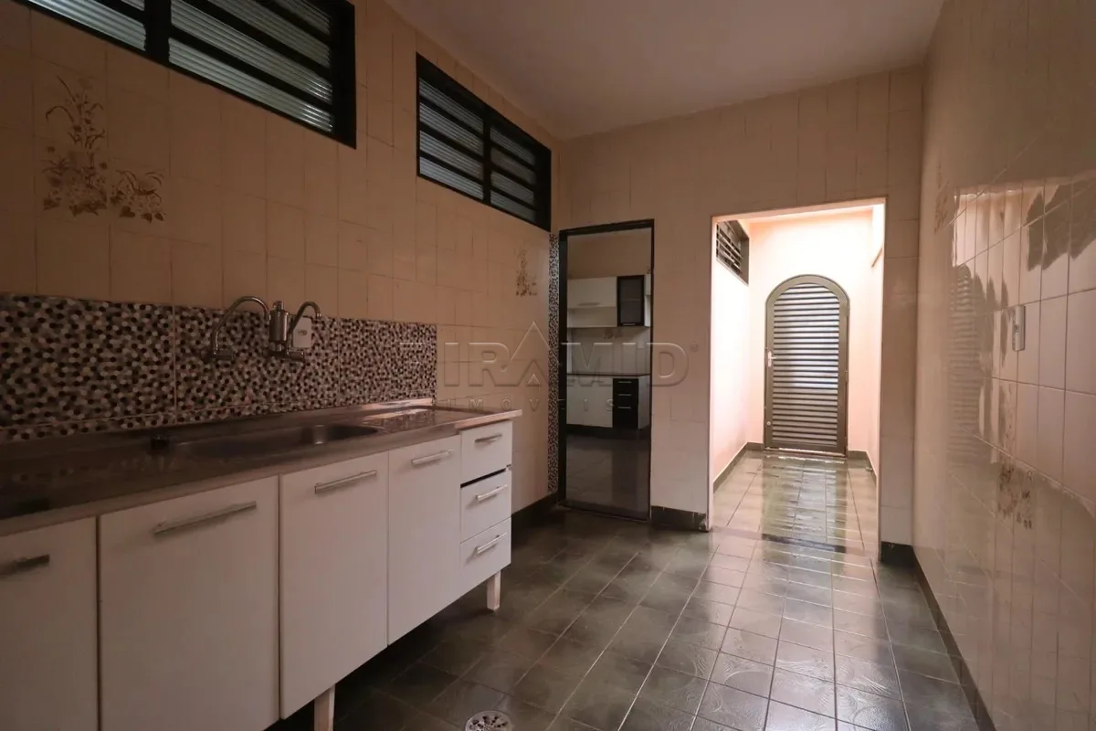 Alugar Casa / Padr&atilde;o em Ribeir&atilde;o Preto R$ 2.500,00 - Foto 17