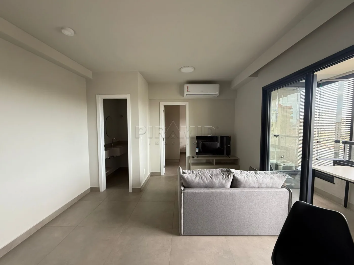 Alugar Apartamento / Padr&atilde;o em Ribeir&atilde;o Preto R$ 4.000,00 - Foto 1