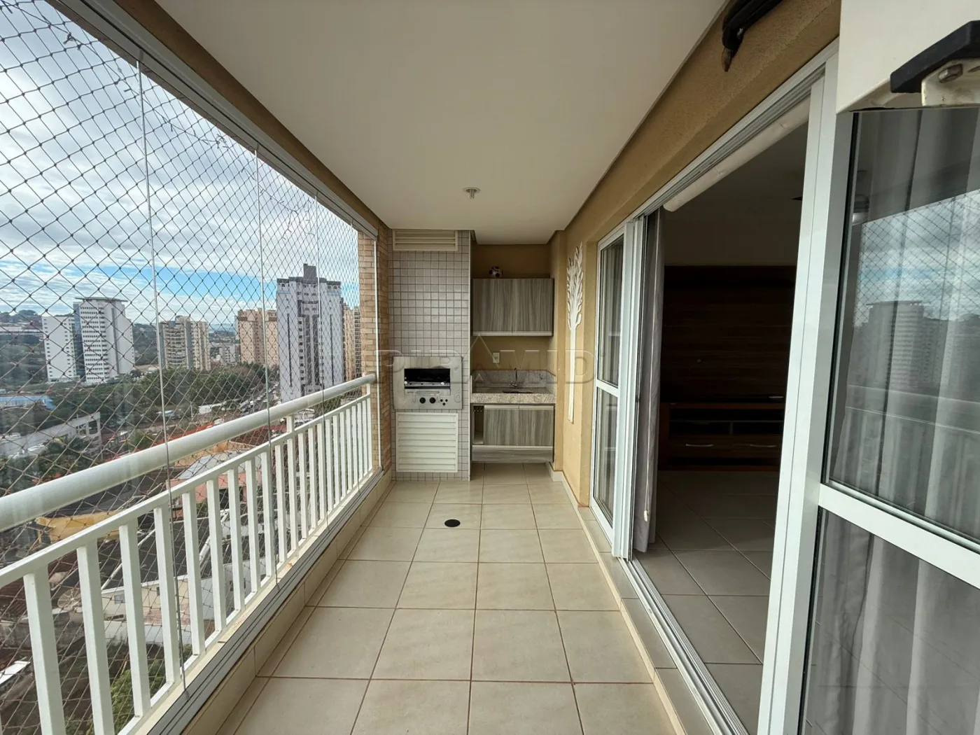 Alugar Apartamento / Padr&atilde;o em Ribeir&atilde;o Preto R$ 3.400,00 - Foto 2
