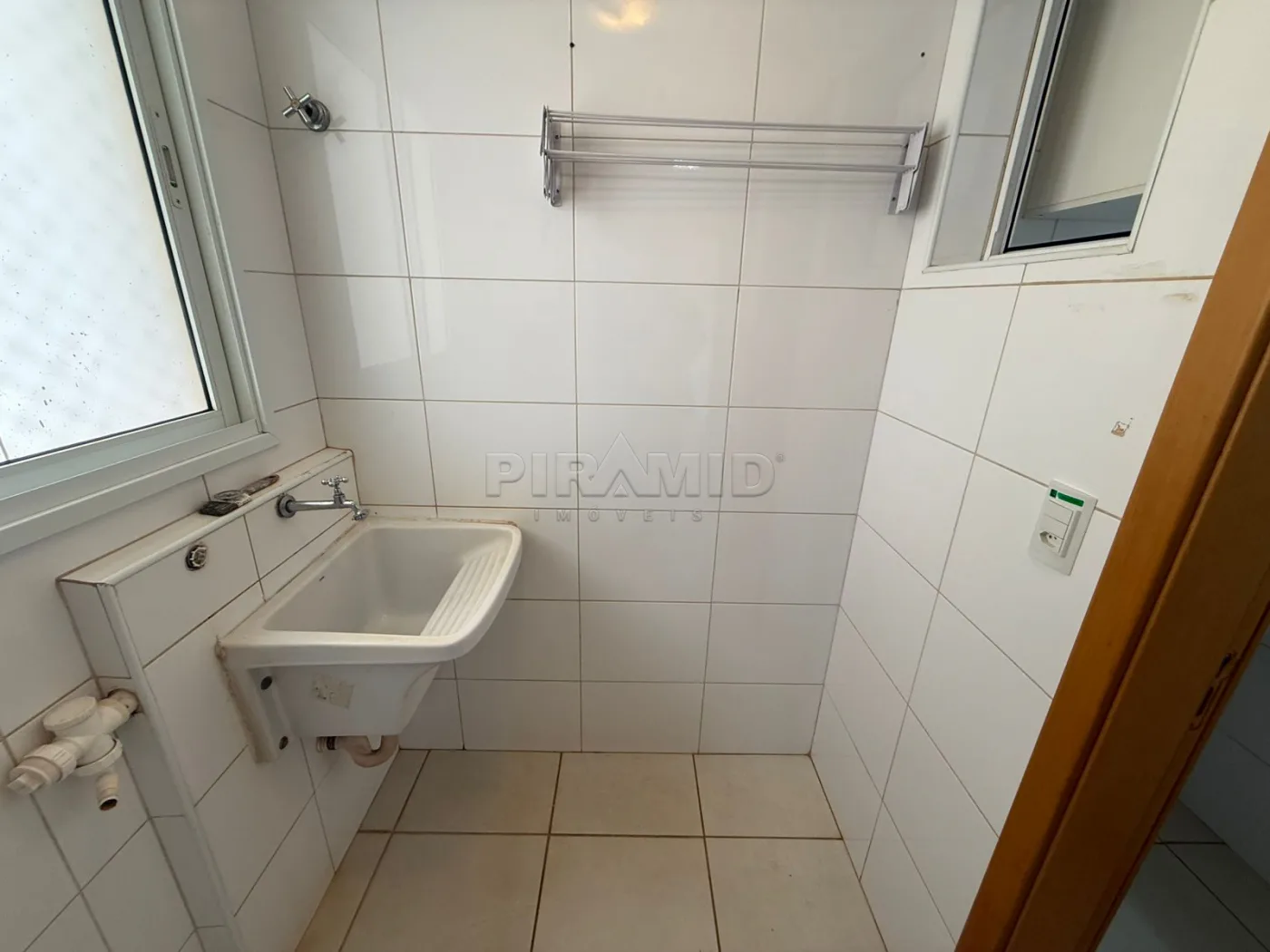 Alugar Apartamento / Padr&atilde;o em Ribeir&atilde;o Preto R$ 3.400,00 - Foto 9