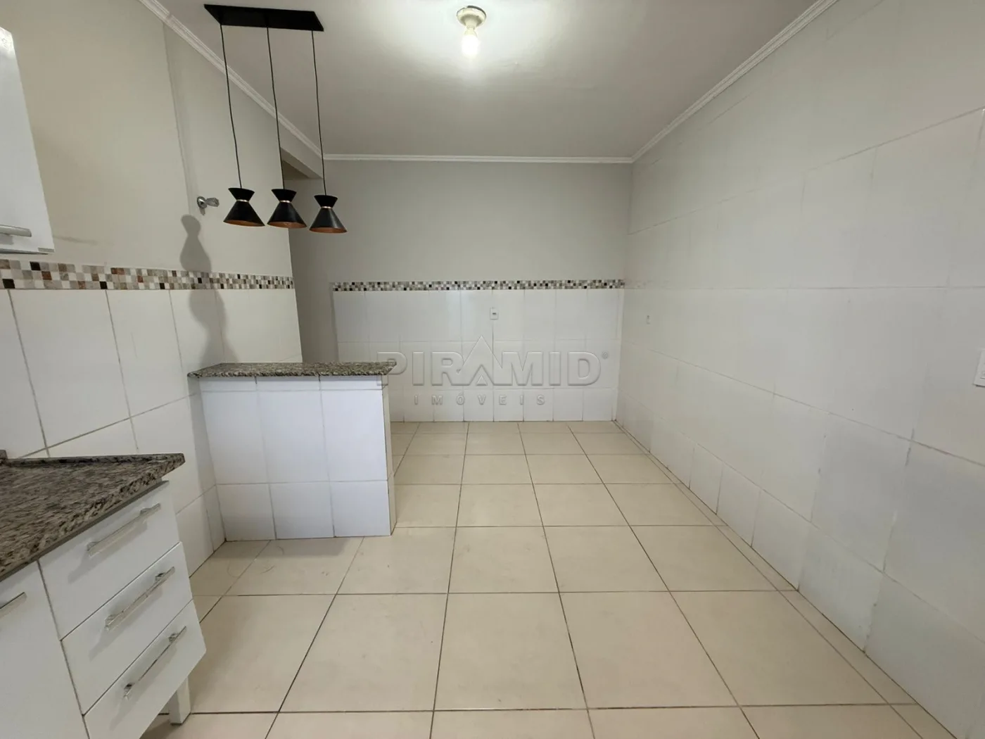 Alugar Casa / Padr&atilde;o em Ribeir&atilde;o Preto R$ 2.300,00 - Foto 13