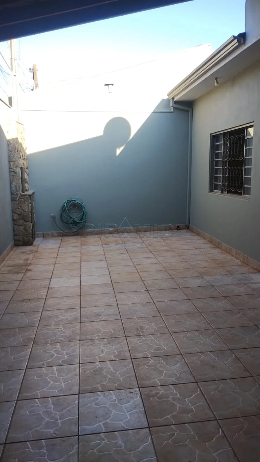 Alugar Casa / Padr&atilde;o em Ribeir&atilde;o Preto R$ 2.700,00 - Foto 2