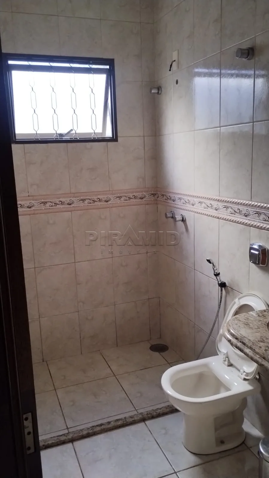 Alugar Casa / Padr&atilde;o em Ribeir&atilde;o Preto R$ 2.700,00 - Foto 9