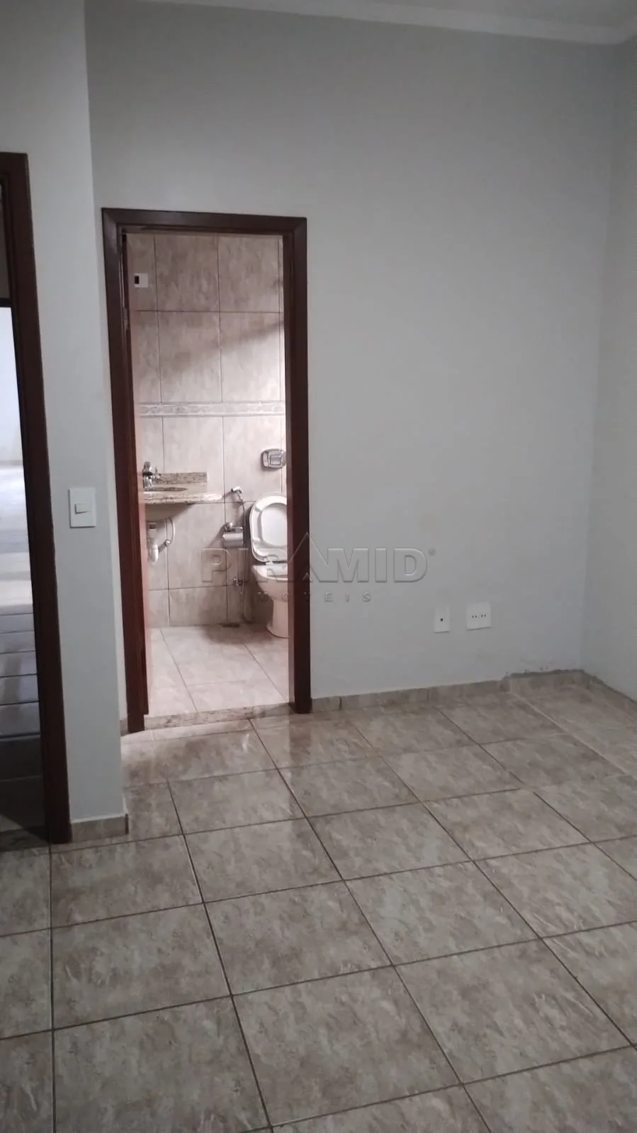 Alugar Casa / Padr&atilde;o em Ribeir&atilde;o Preto R$ 2.700,00 - Foto 10