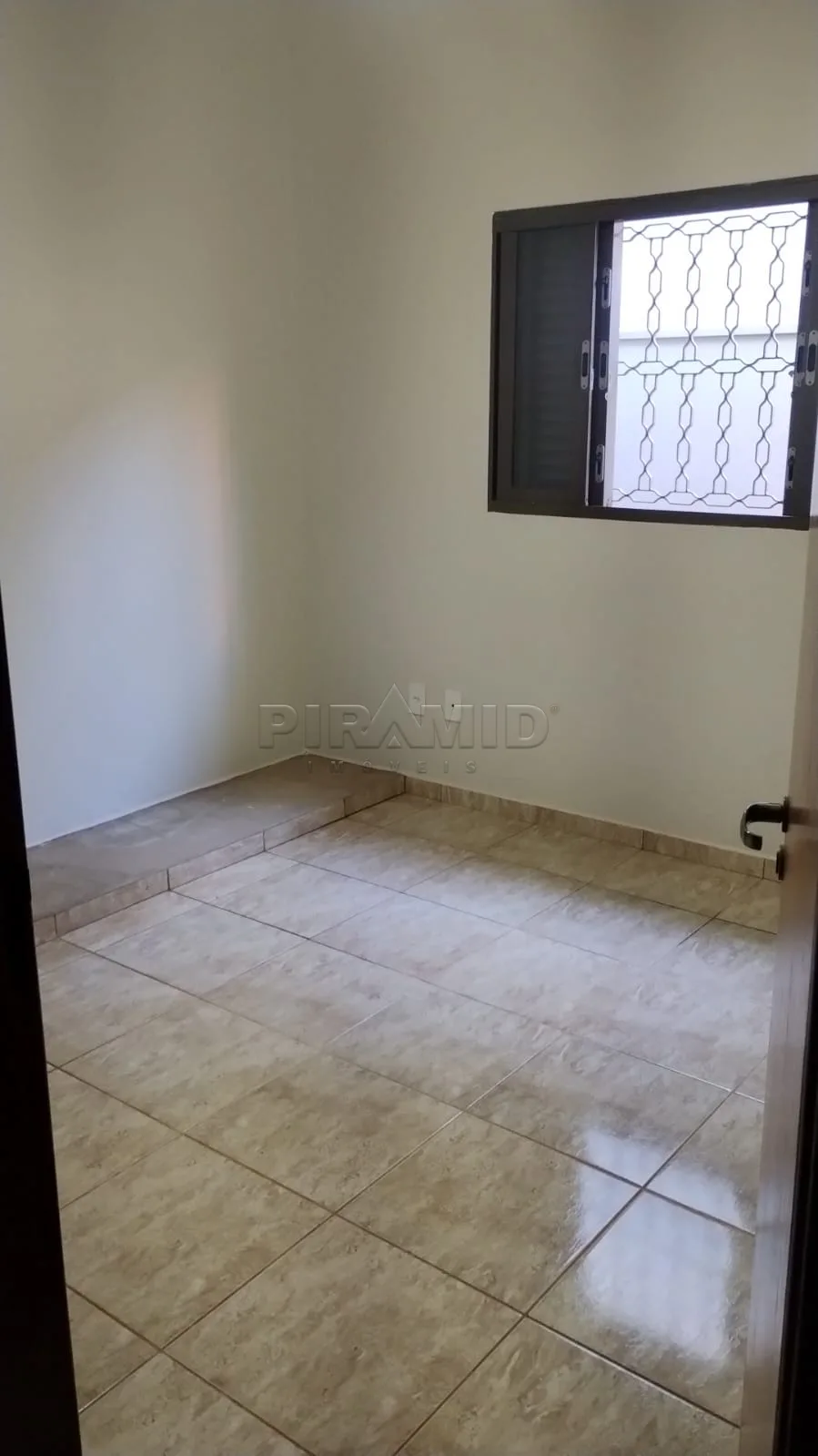 Alugar Casa / Padr&atilde;o em Ribeir&atilde;o Preto R$ 2.700,00 - Foto 15