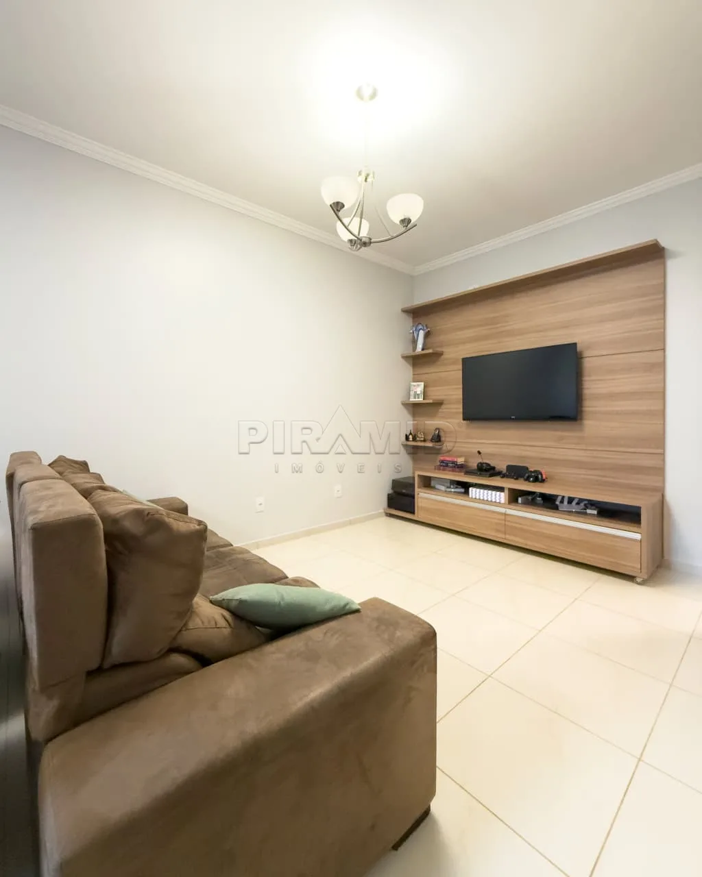 Comprar Casa / Padr&atilde;o em Ribeir&atilde;o Preto R$ 565.000,00 - Foto 3