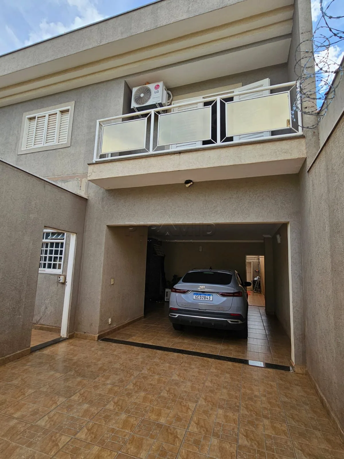Alugar Casa / Padr&atilde;o em Ribeir&atilde;o Preto R$ 2.800,00 - Foto 1