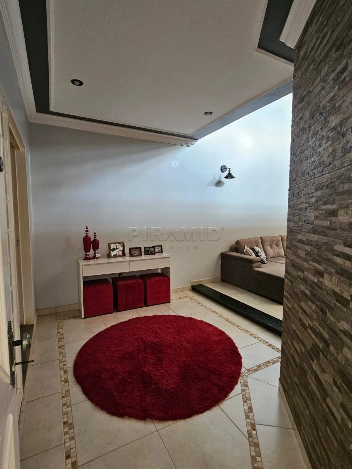 Alugar Casa / Padr&atilde;o em Ribeir&atilde;o Preto R$ 2.800,00 - Foto 3
