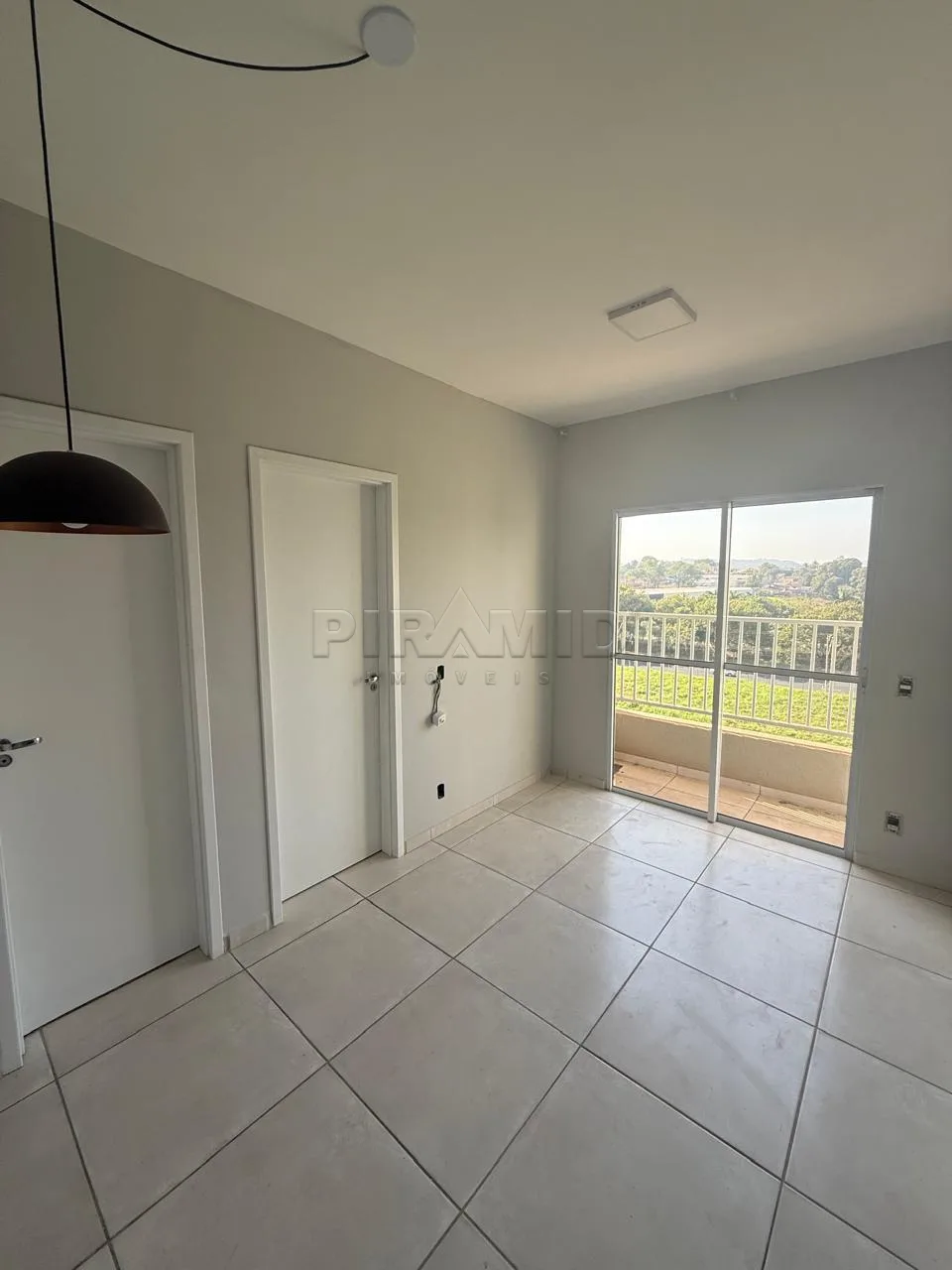 Alugar Apartamento / Padr&atilde;o em Ribeir&atilde;o Preto R$ 800,00 - Foto 2