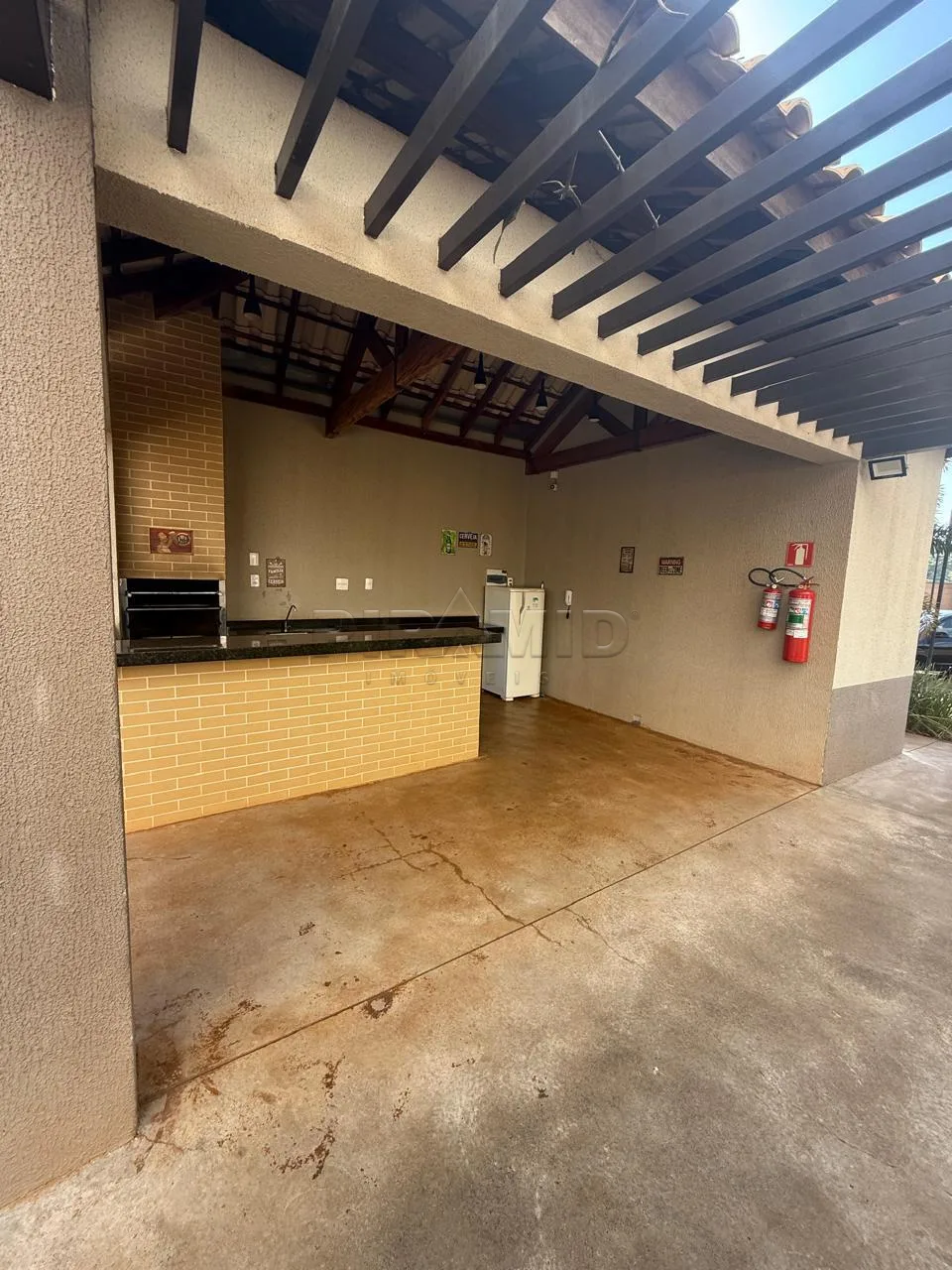 Alugar Apartamento / Padr&atilde;o em Ribeir&atilde;o Preto R$ 800,00 - Foto 9