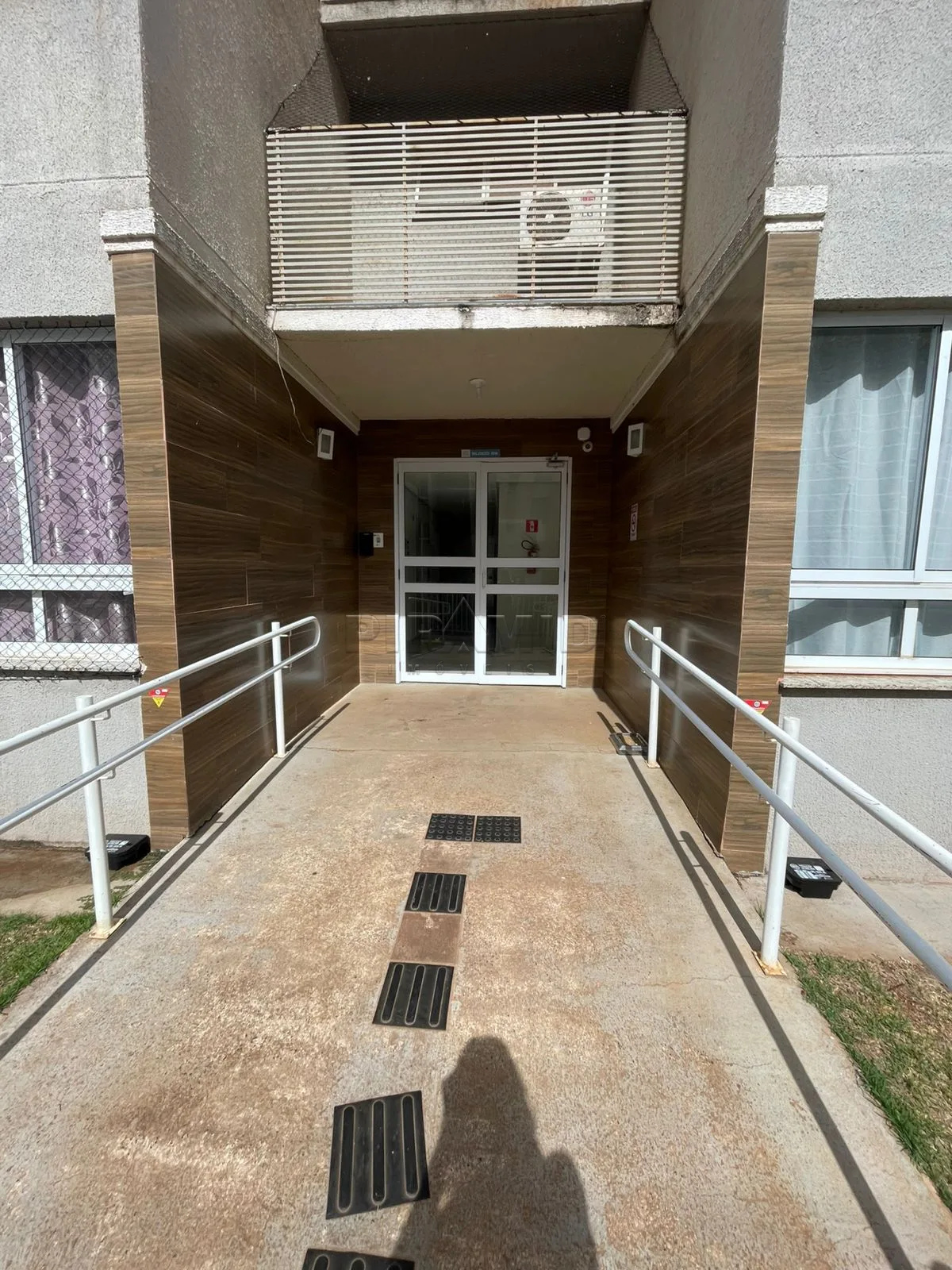Alugar Apartamento / Padr&atilde;o em Ribeir&atilde;o Preto R$ 1.700,00 - Foto 6