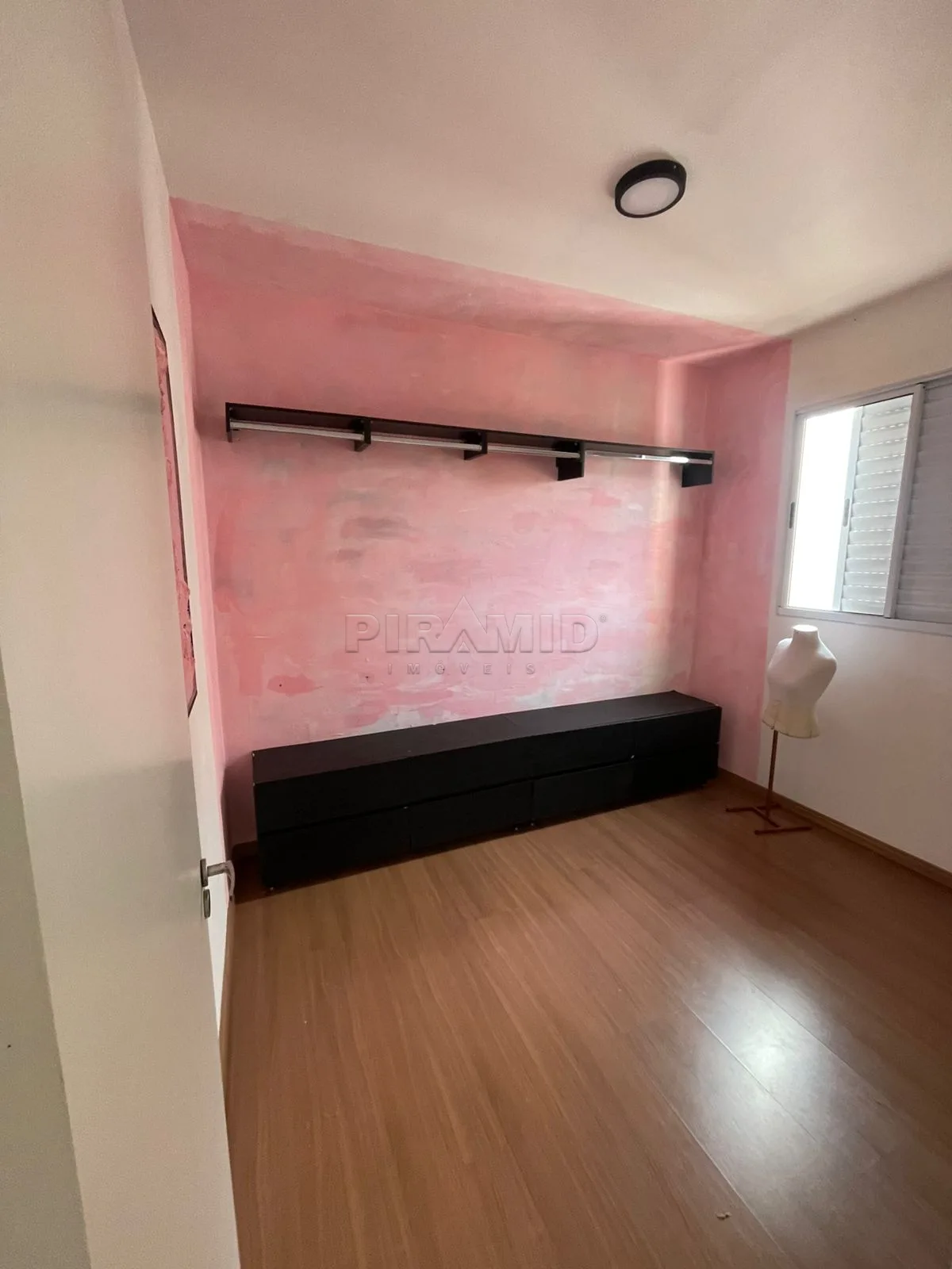 Alugar Apartamento / Padr&atilde;o em Ribeir&atilde;o Preto R$ 1.700,00 - Foto 16