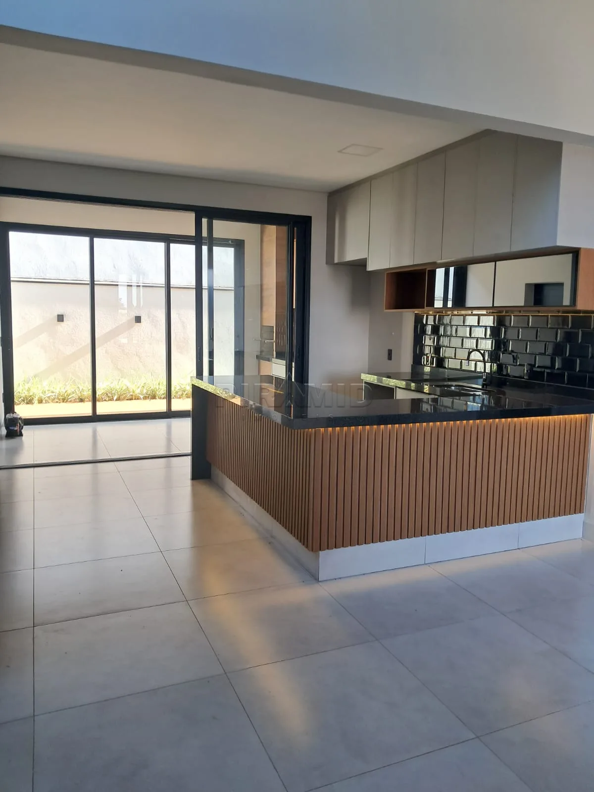 Comprar Casa / Condom&iacute;nio em Bonfim Paulista R$ 1.050.000,00 - Foto 3