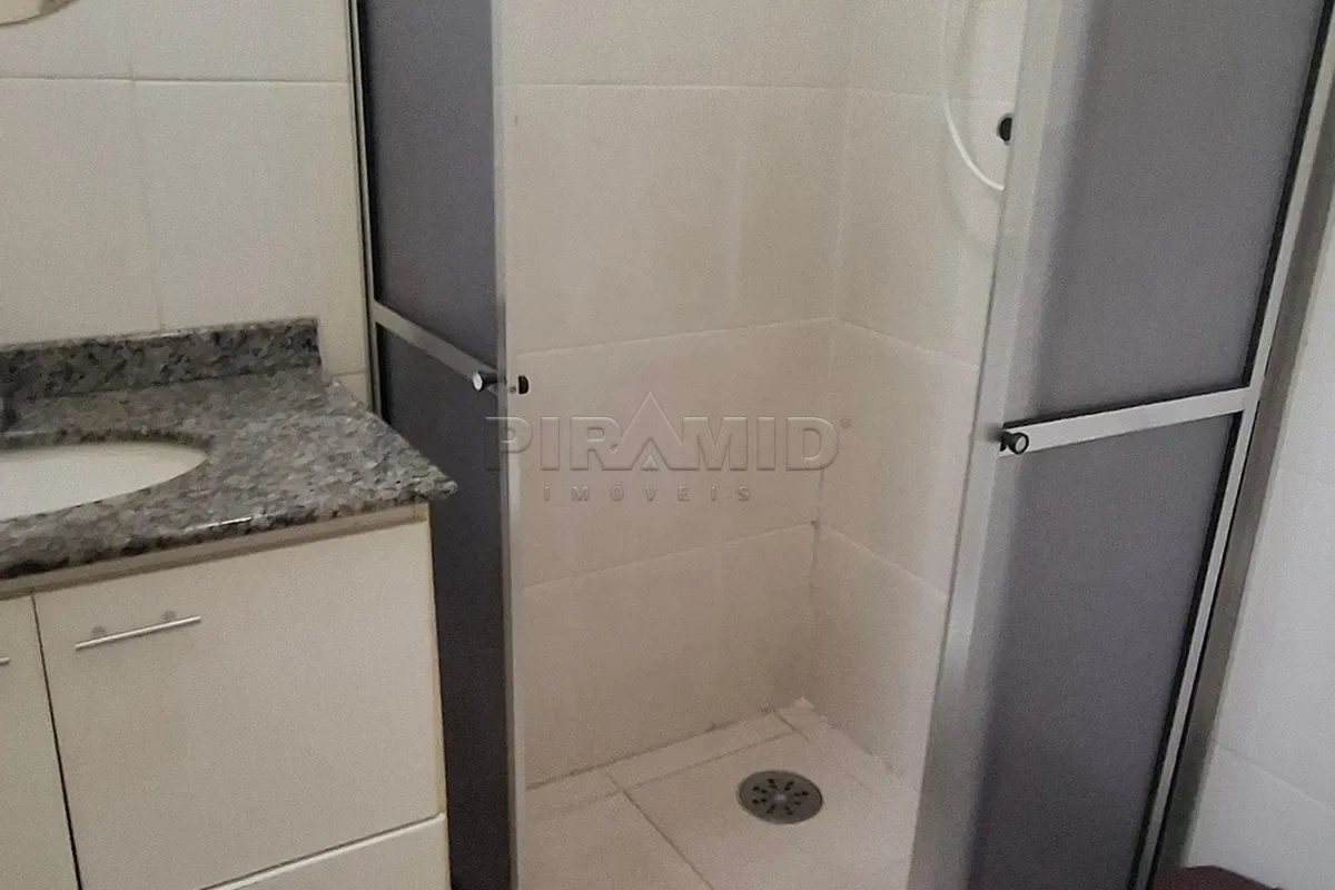 Alugar Casa / Padr&atilde;o em Ribeir&atilde;o Preto R$ 2.800,00 - Foto 15