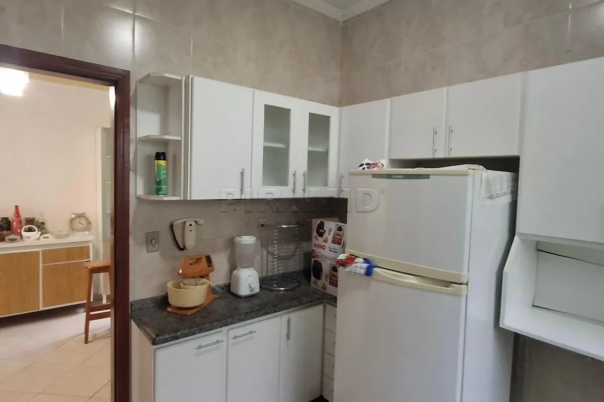 Alugar Casa / Padr&atilde;o em Ribeir&atilde;o Preto R$ 2.800,00 - Foto 12