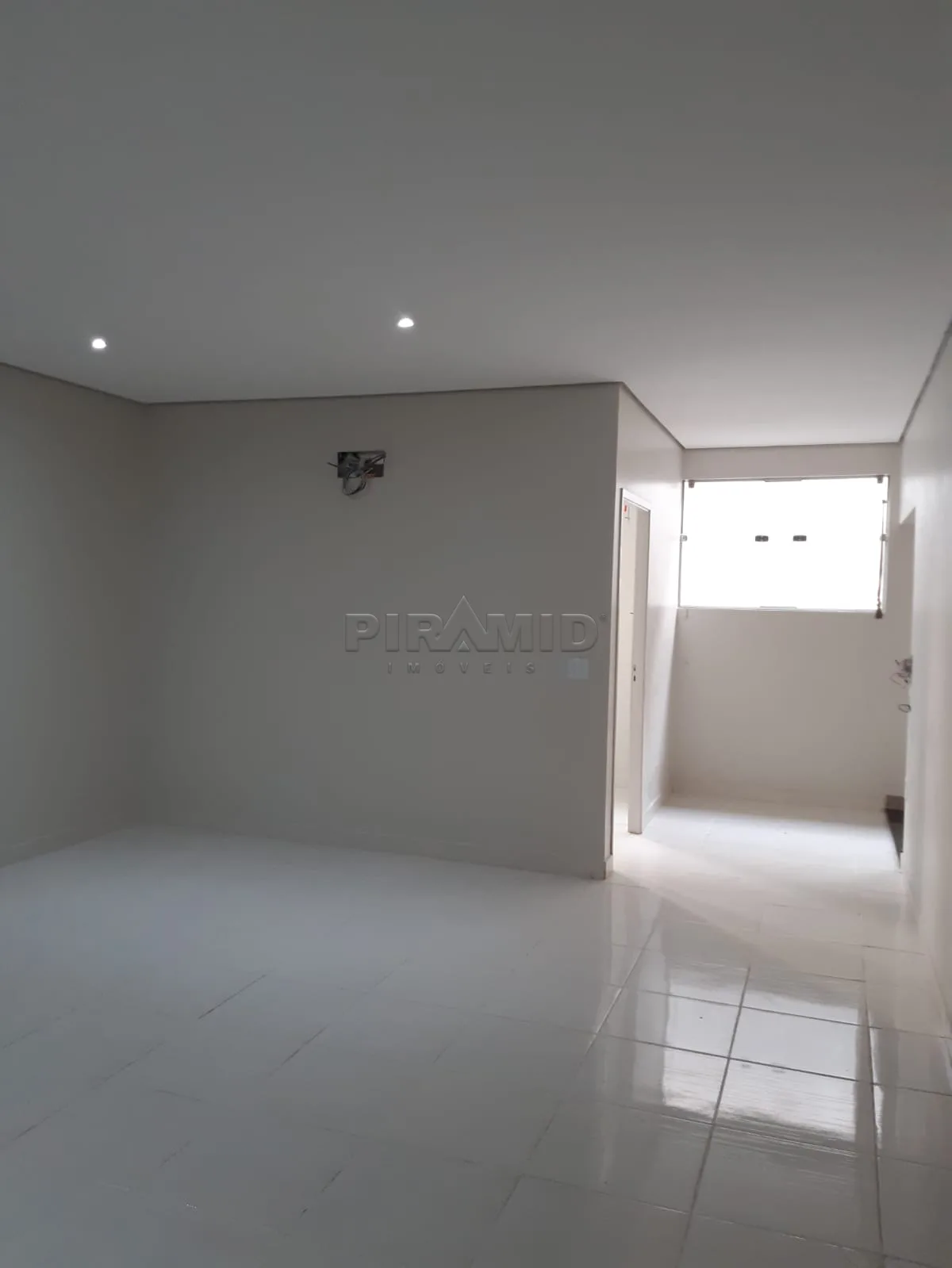 Alugar Comercial / Sal&atilde;o em Ribeir&atilde;o Preto R$ 1.700,00 - Foto 5