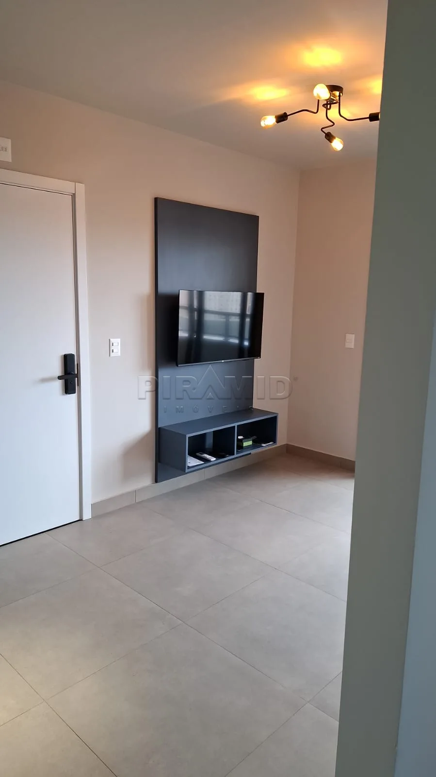 Alugar Apartamento / Padr&atilde;o em Ribeir&atilde;o Preto R$ 3.500,00 - Foto 1