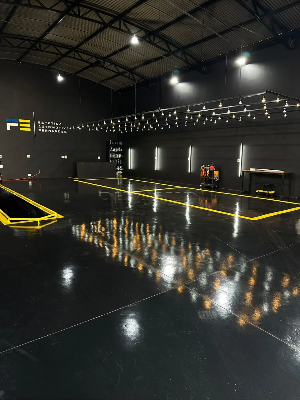 Alugar Comercial / Sal&atilde;o em Ribeir&atilde;o Preto R$ 3.800,00 - Foto 4