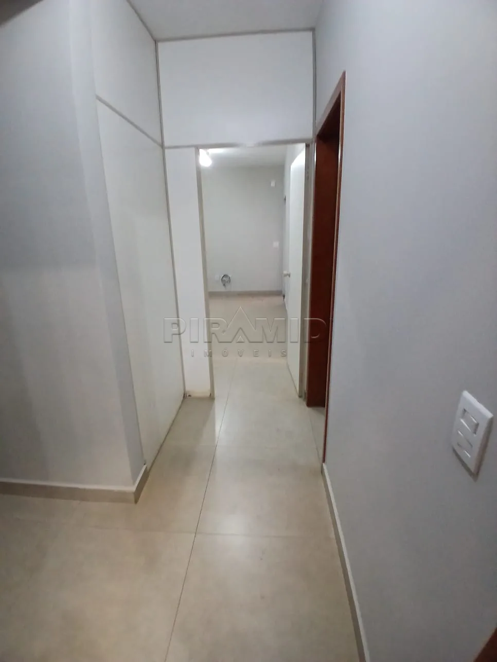 Alugar Comercial / Galp&atilde;o  Barrac&atilde;o em Ribeir&atilde;o Preto R$ 10.000,00 - Foto 10