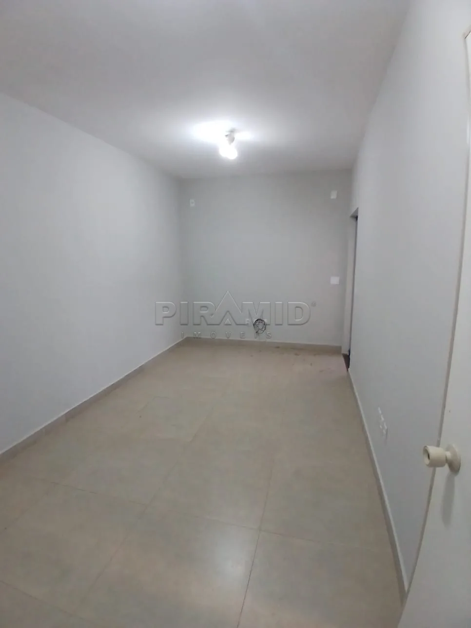 Alugar Comercial / Galp&atilde;o  Barrac&atilde;o em Ribeir&atilde;o Preto R$ 10.000,00 - Foto 13