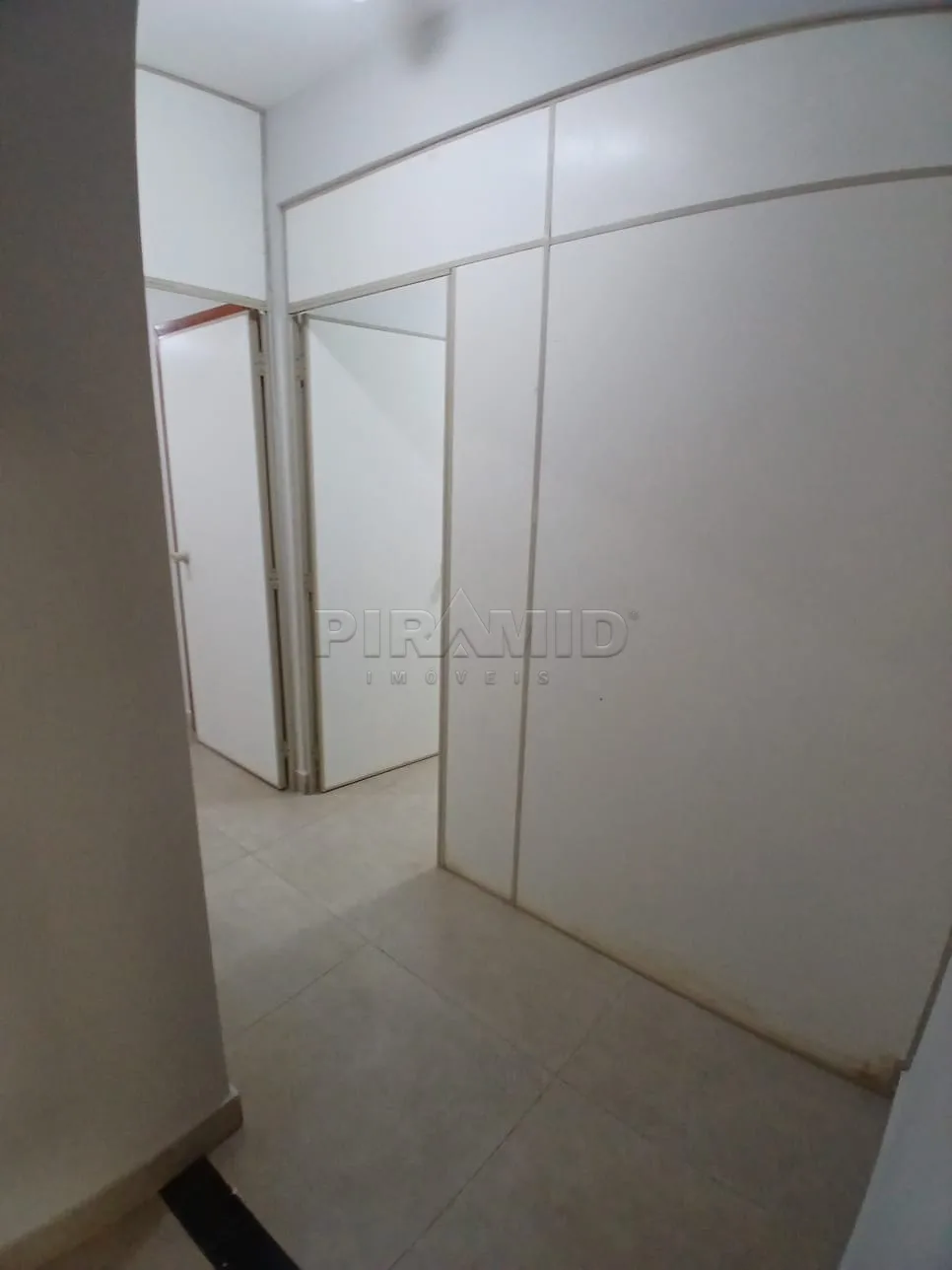 Alugar Comercial / Galp&atilde;o  Barrac&atilde;o em Ribeir&atilde;o Preto R$ 10.000,00 - Foto 14