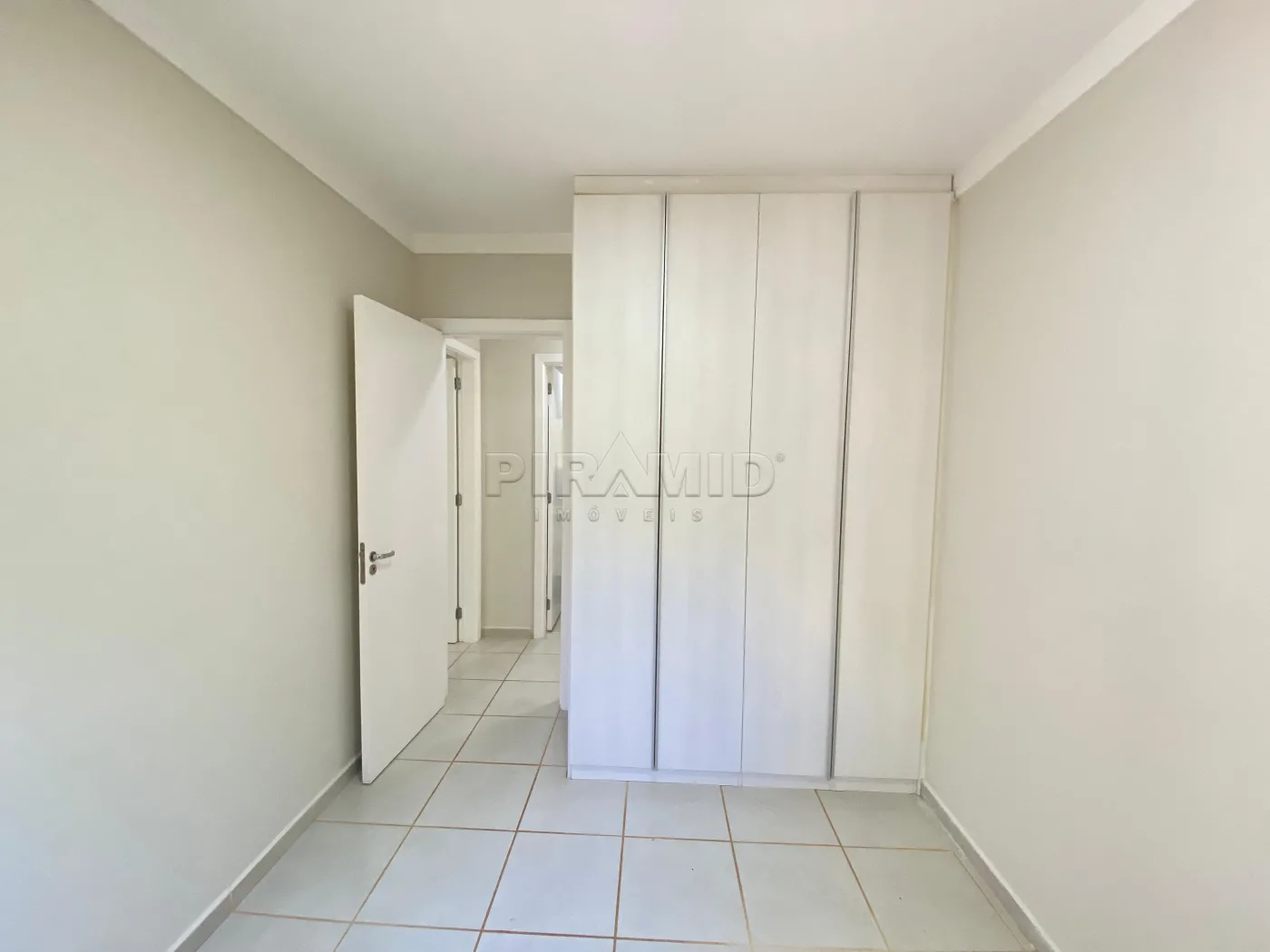 Alugar Apartamento / Padr&atilde;o em Ribeir&atilde;o Preto R$ 2.500,00 - Foto 5