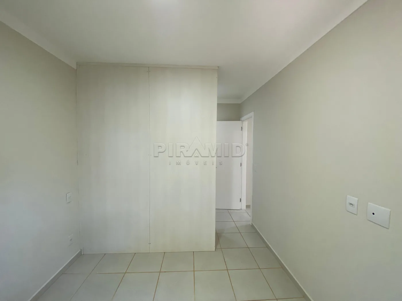 Alugar Apartamento / Padr&atilde;o em Ribeir&atilde;o Preto R$ 2.500,00 - Foto 10