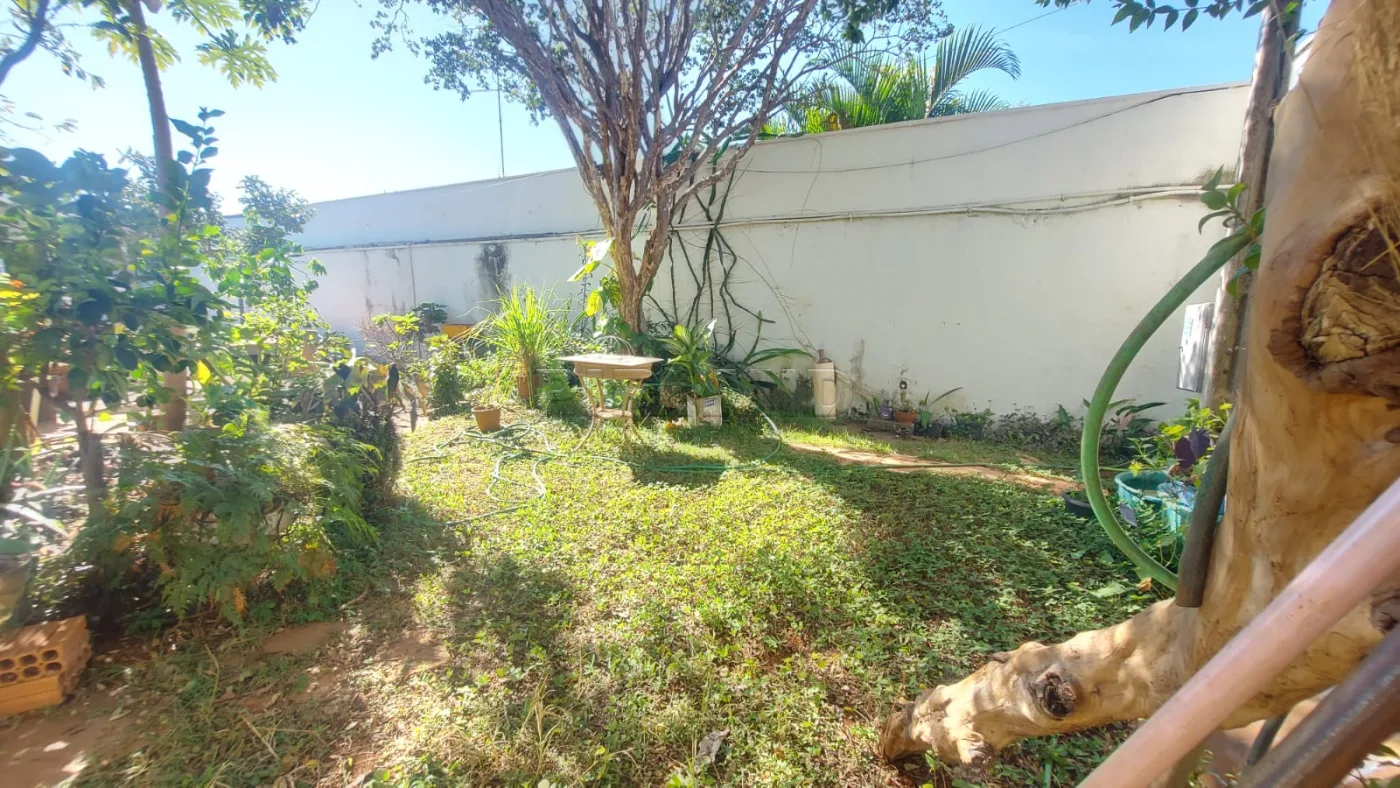 Alugar Casa / Padr&atilde;o em Ribeir&atilde;o Preto R$ 3.650,00 - Foto 3