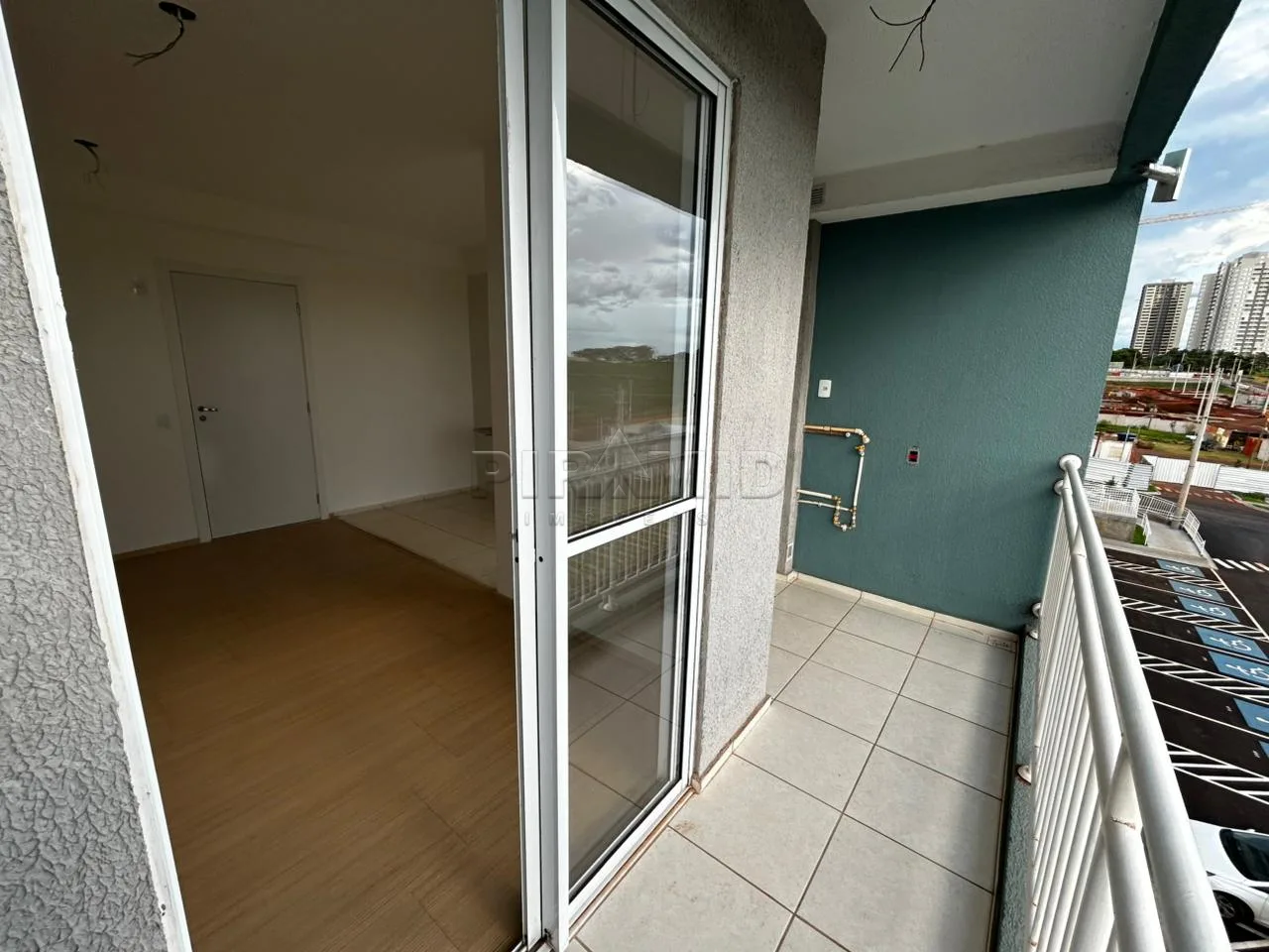 Alugar Apartamento / Padr&atilde;o em Ribeir&atilde;o Preto R$ 2.100,00 - Foto 3