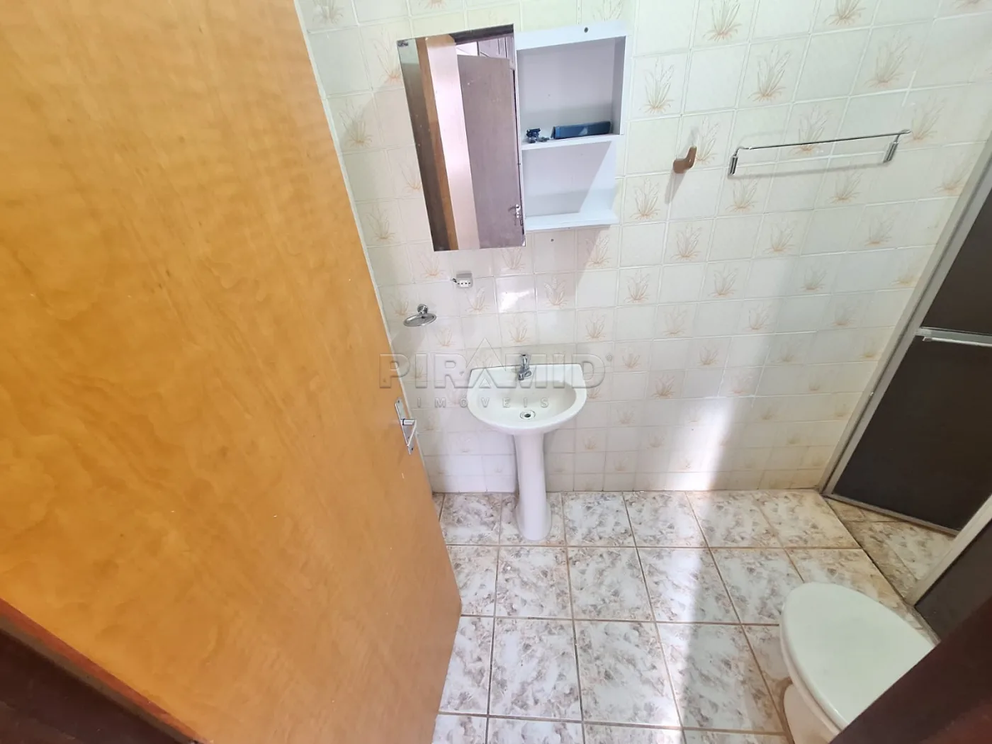 Alugar Casa / Padr&atilde;o em Ribeir&atilde;o Preto R$ 3.700,00 - Foto 15