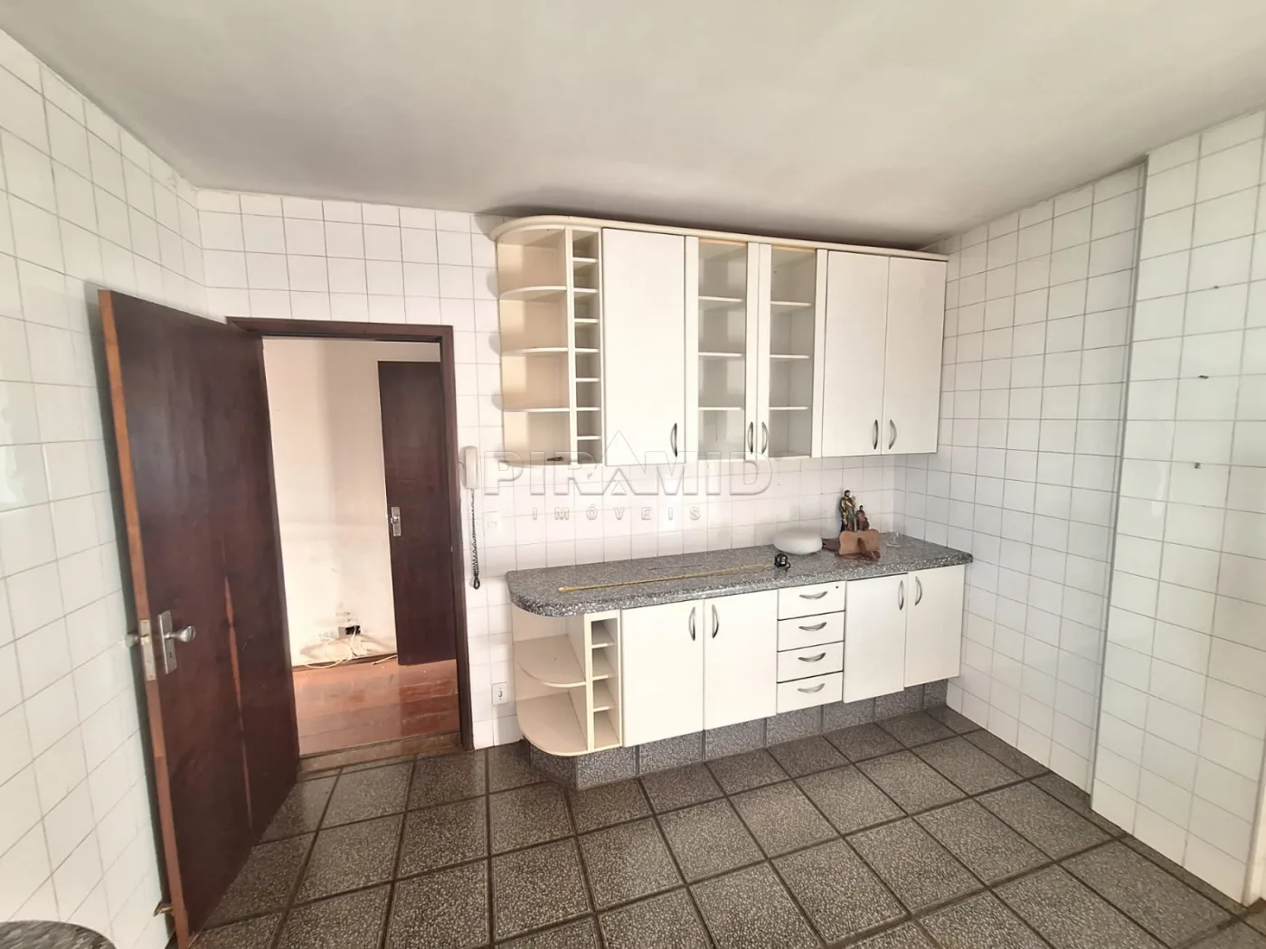 Comprar Apartamento / Padr&atilde;o em Ribeir&atilde;o Preto R$ 300.000,00 - Foto 15