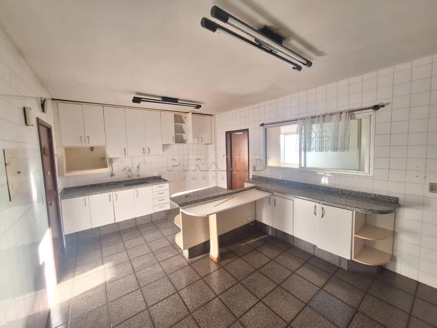 Comprar Apartamento / Padr&atilde;o em Ribeir&atilde;o Preto R$ 300.000,00 - Foto 16