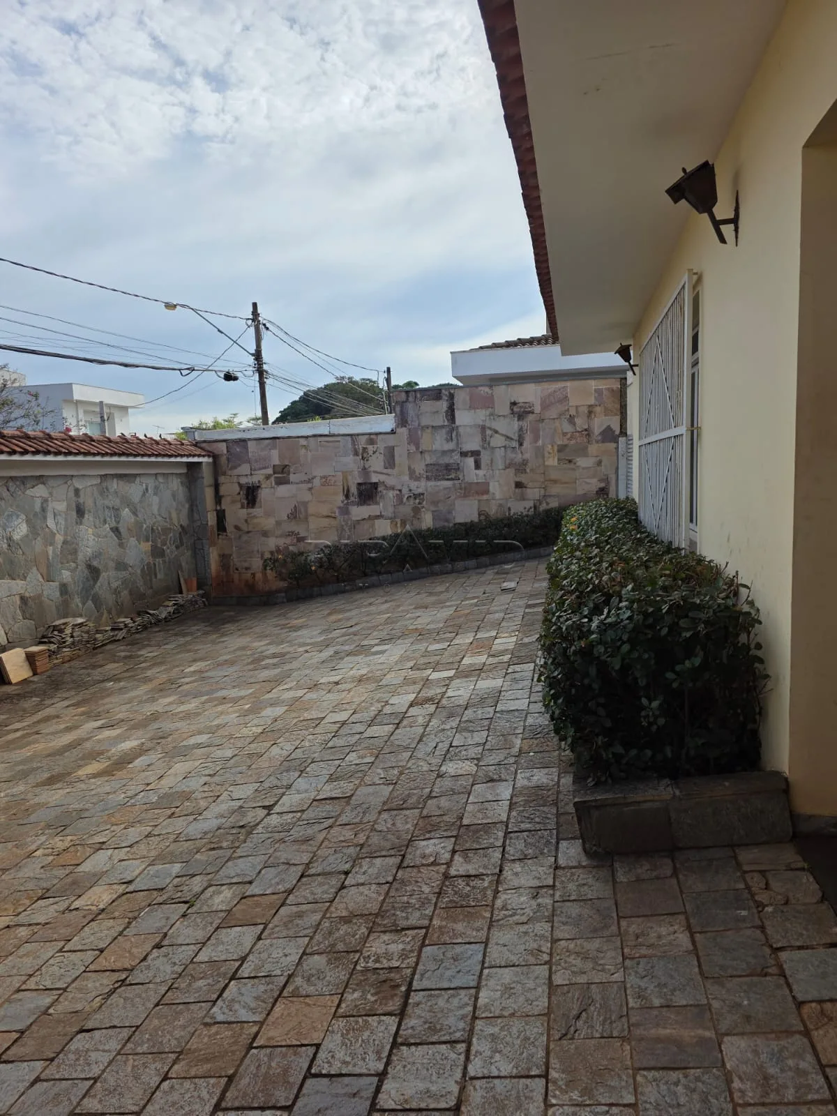 Comprar Casa / Padr&atilde;o em Ribeir&atilde;o Preto R$ 680.000,00 - Foto 2