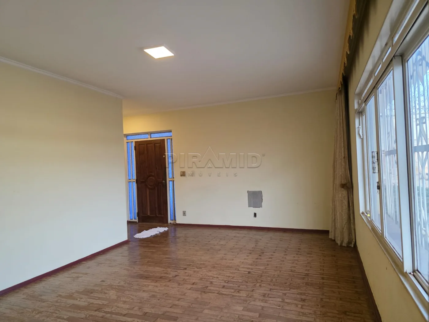 Comprar Casa / Padr&atilde;o em Ribeir&atilde;o Preto R$ 680.000,00 - Foto 4