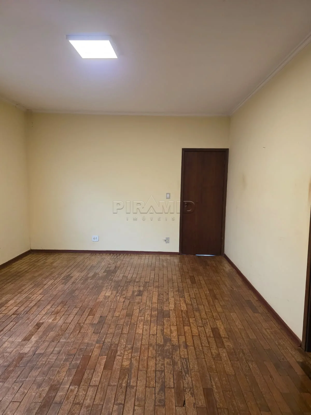 Comprar Casa / Padr&atilde;o em Ribeir&atilde;o Preto R$ 680.000,00 - Foto 7