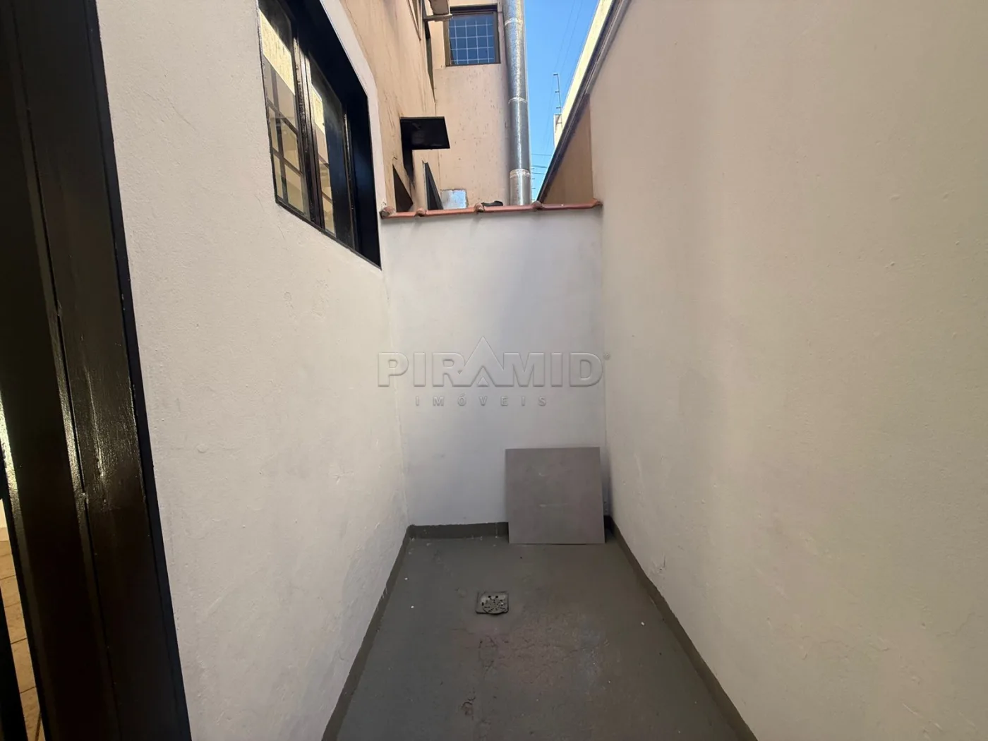 Alugar Comercial / Sal&atilde;o em Ribeir&atilde;o Preto R$ 1.600,00 - Foto 6