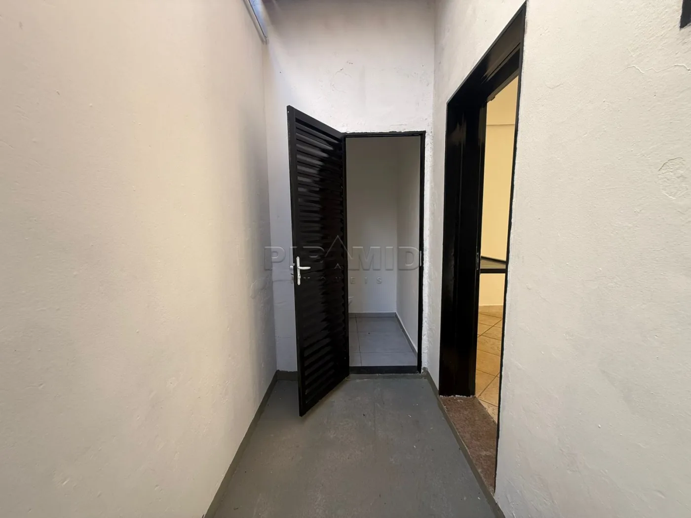 Alugar Comercial / Sal&atilde;o em Ribeir&atilde;o Preto R$ 1.600,00 - Foto 7