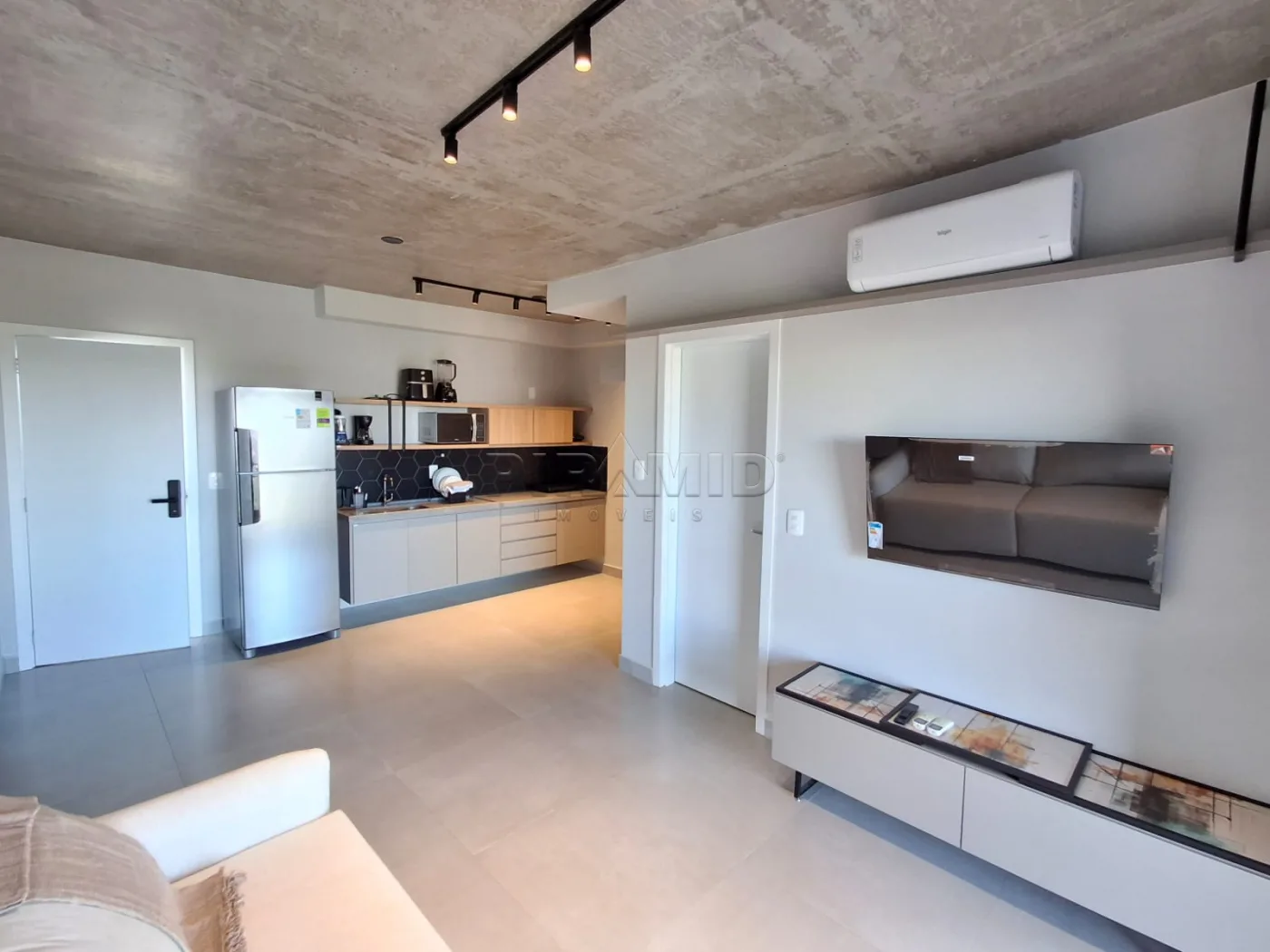 Alugar Apartamento / Padr&atilde;o em Ribeir&atilde;o Preto R$ 2.600,00 - Foto 1