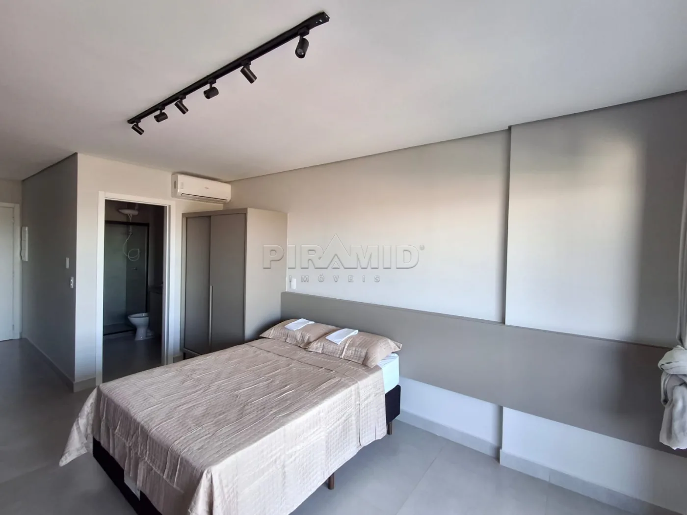 Alugar Apartamento / Flat em Ribeir&atilde;o Preto R$ 2.200,00 - Foto 2