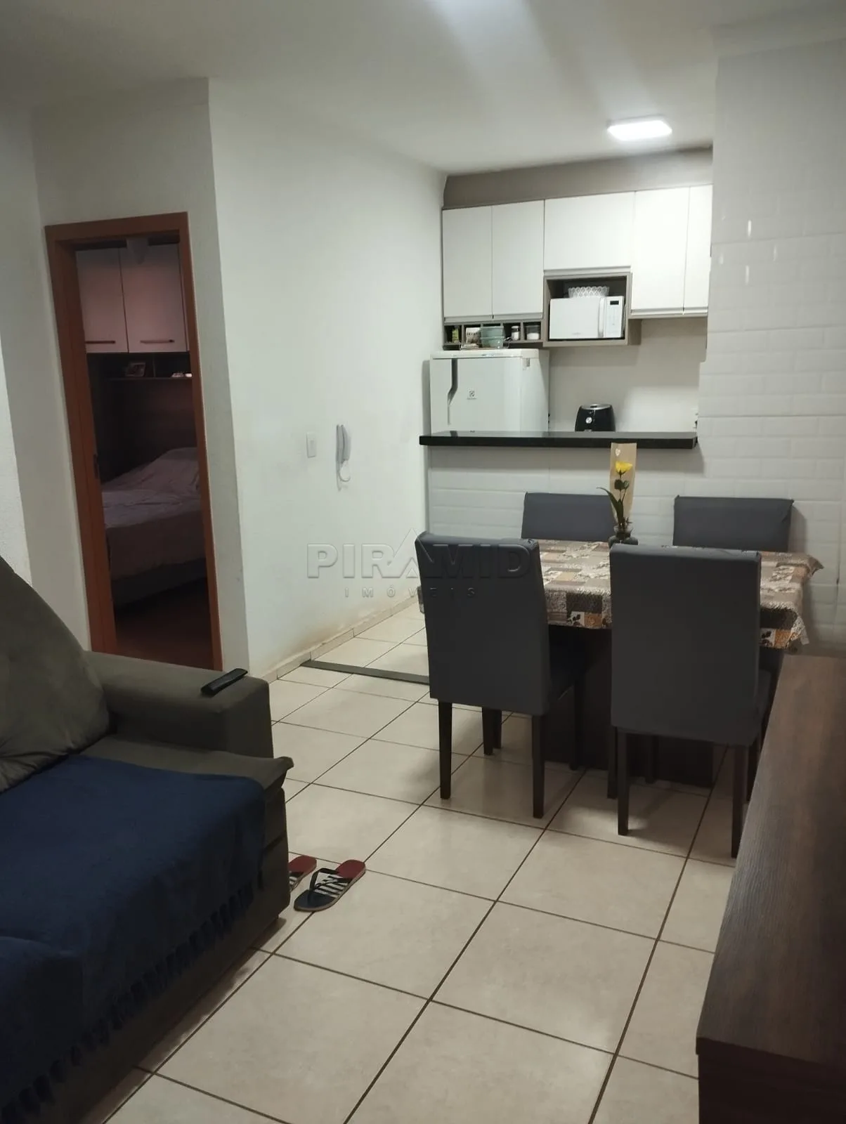 Comprar Apartamento / Padr&atilde;o em Ribeir&atilde;o Preto R$ 190.000,00 - Foto 2