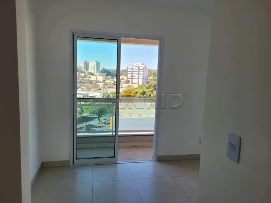 Comprar Apartamento / Padr&atilde;o em Ribeir&atilde;o Preto R$ 240.000,00 - Foto 2