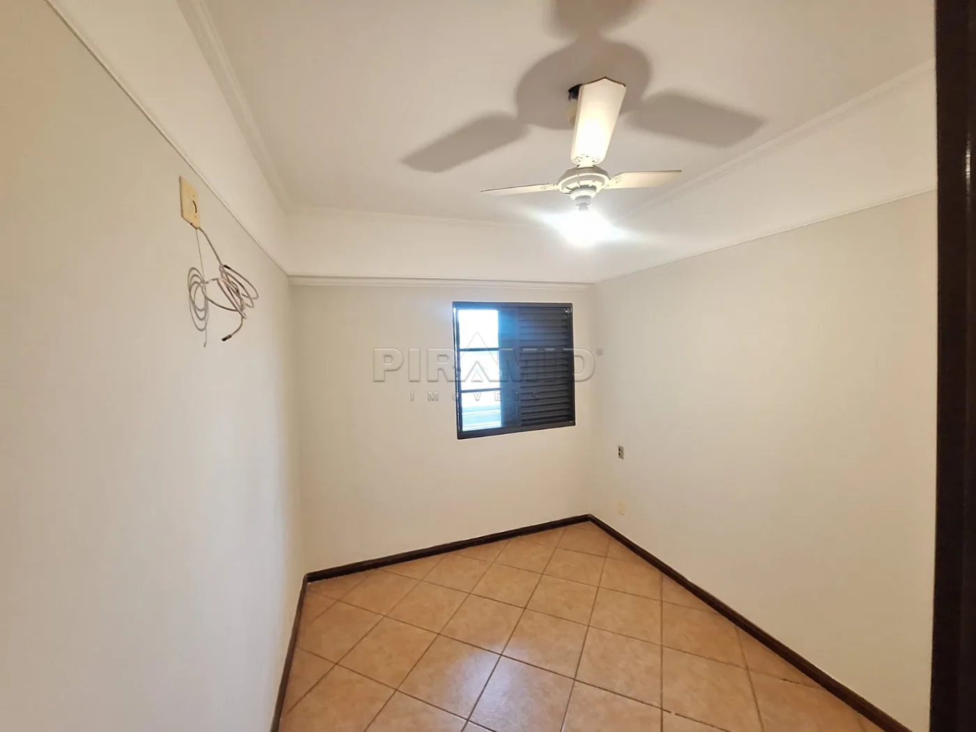 Alugar Apartamento / Padr&atilde;o em Ribeir&atilde;o Preto R$ 2.000,00 - Foto 5