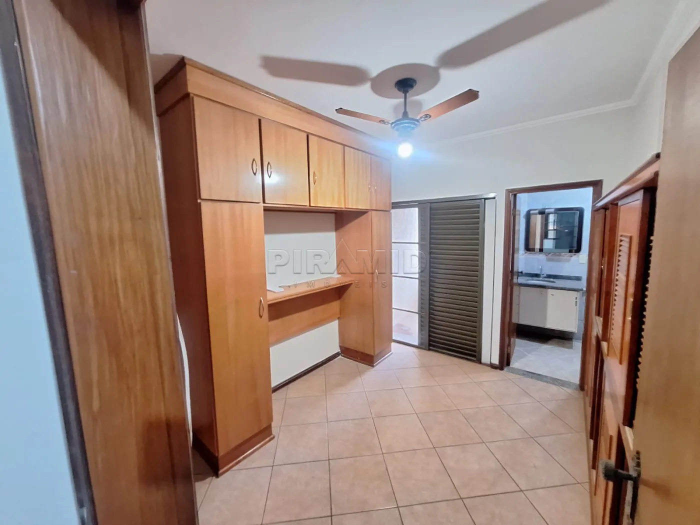 Alugar Apartamento / Padr&atilde;o em Ribeir&atilde;o Preto R$ 2.000,00 - Foto 7