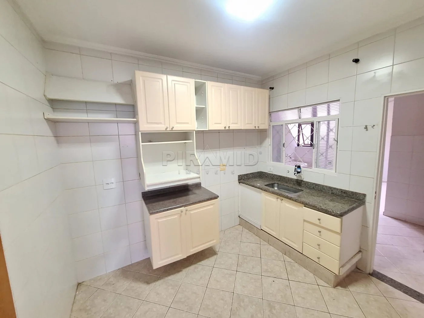 Alugar Apartamento / Padr&atilde;o em Ribeir&atilde;o Preto R$ 2.000,00 - Foto 12