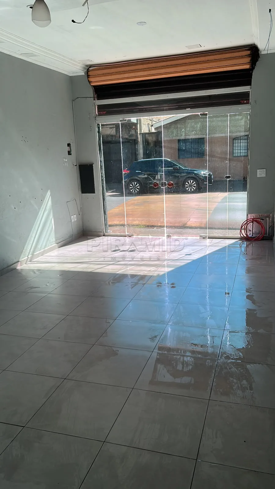 Alugar Comercial / Sal&atilde;o em Ribeir&atilde;o Preto R$ 1.500,00 - Foto 8